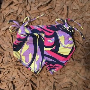 Shakti Yoga Shorts Medium
